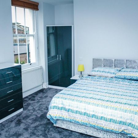 Camden Guest House Double Bedroom With Super Large King Bed 伦敦 外观 照片