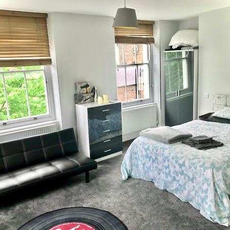 Camden Guest House Double Bedroom With Super Large King Bed 伦敦 外观 照片
