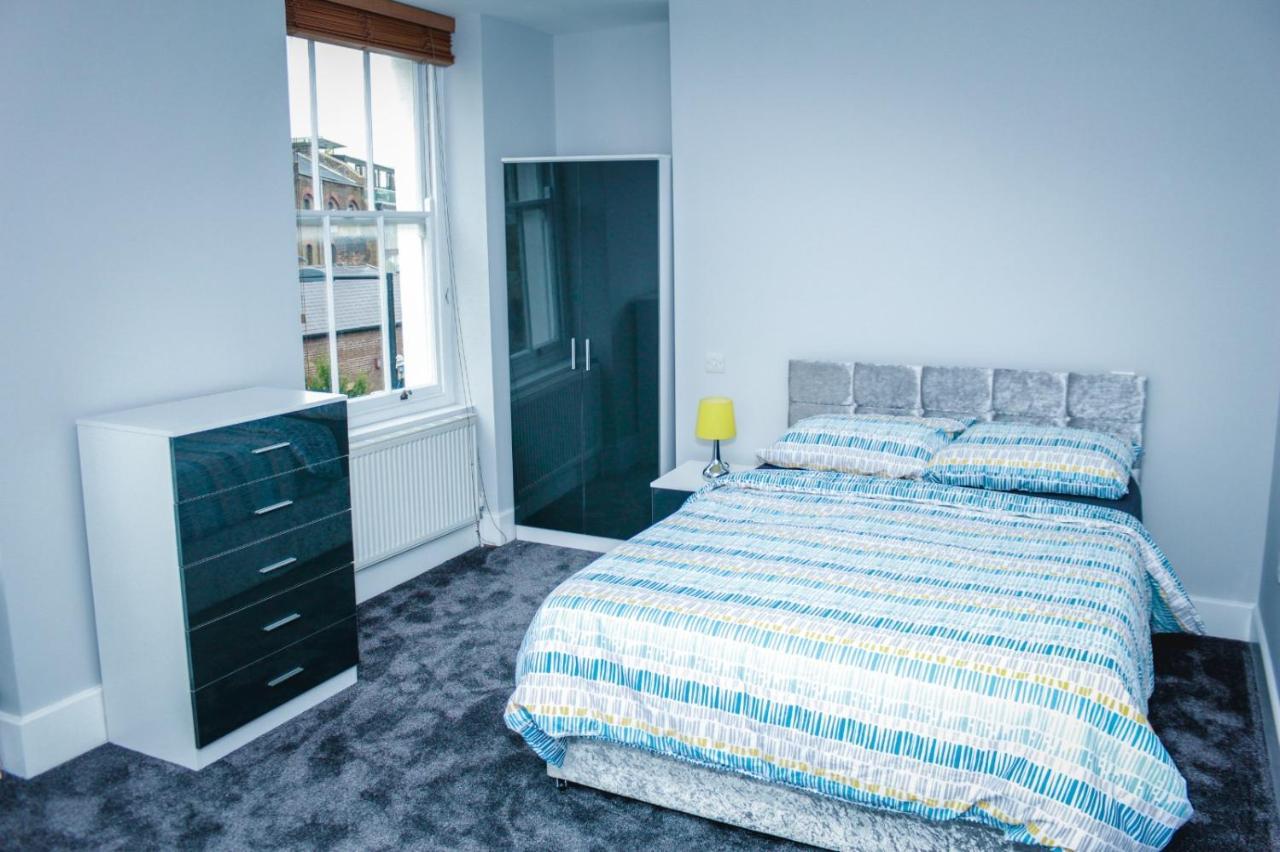 Camden Guest House Double Bedroom With Super Large King Bed 伦敦 外观 照片