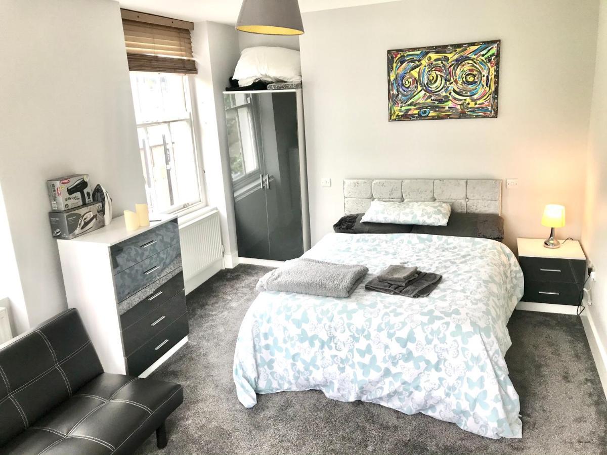 Camden Guest House Double Bedroom With Super Large King Bed 伦敦 外观 照片